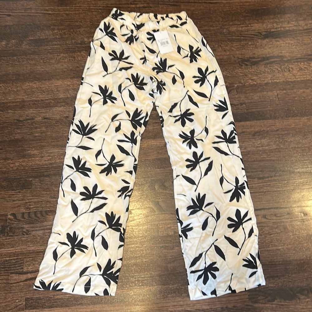 NWT. Annie Bing Owen Pant - Palazzo Pant